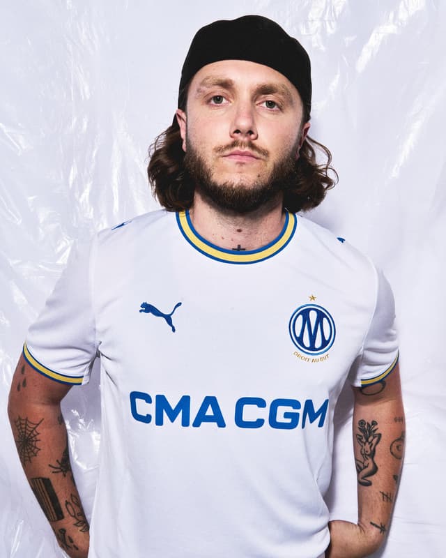 OM Reveal 2977